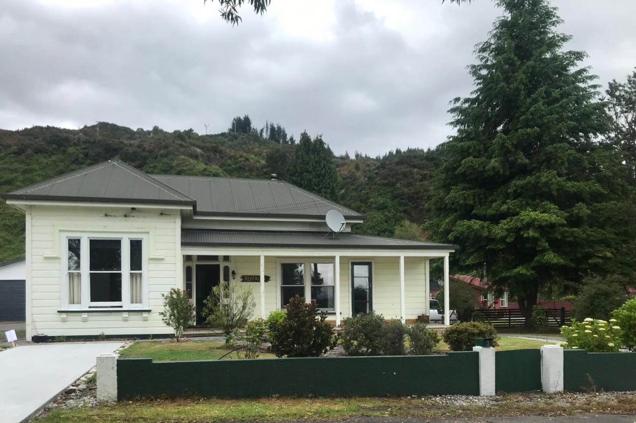 Hotel The Old Vicarage Reefton Exterior foto